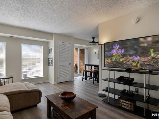 Condo for sale in Passaic, New Jersey