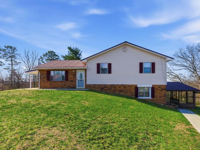 House for sale in Stearns, Kentucky