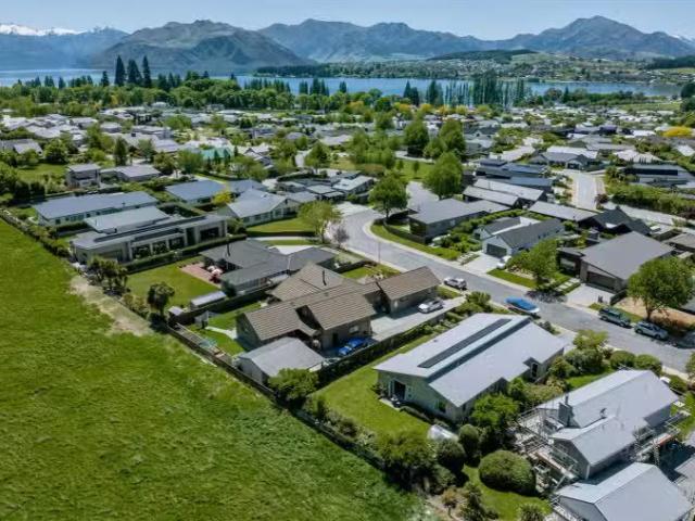 House for sale in Otakou