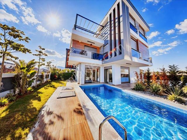 Döşemealti, Antalya içerisinde satılık Villa
