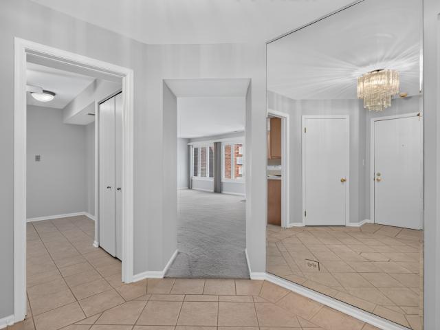Condo for sale in Buffalo Grove, Illinois