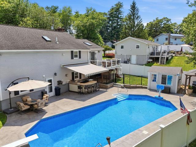 House for sale in New Hampshire