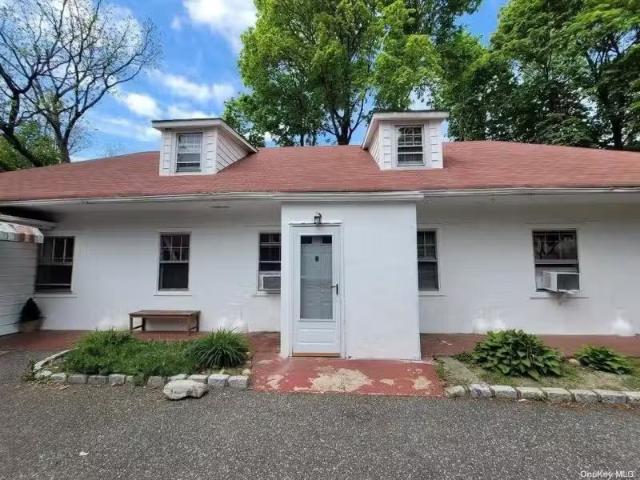 House for rent in Long Island City