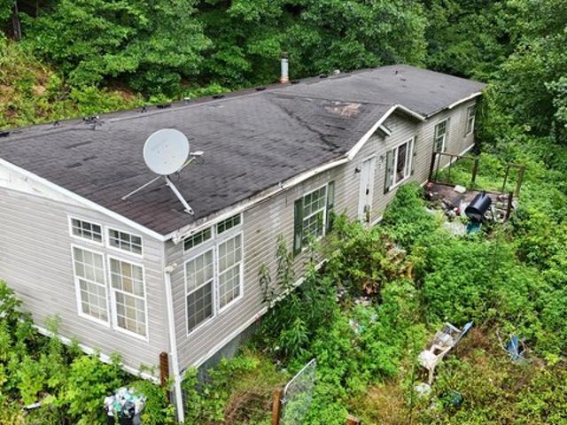 House for sale in Flatwoods, Kentucky