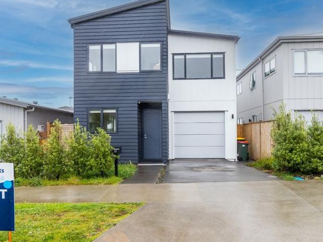 House for rent in Hingaia, Papakura