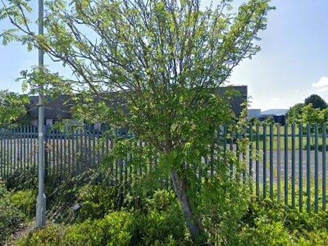 Office to rent in Bluebell, North Tipperary