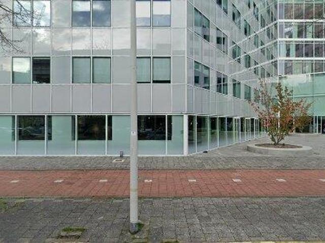 Bedrijfspand te huur in Oosterflank, Rotterdam