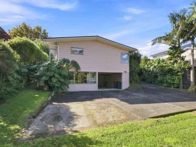 House for sale in Howick, Oroua County