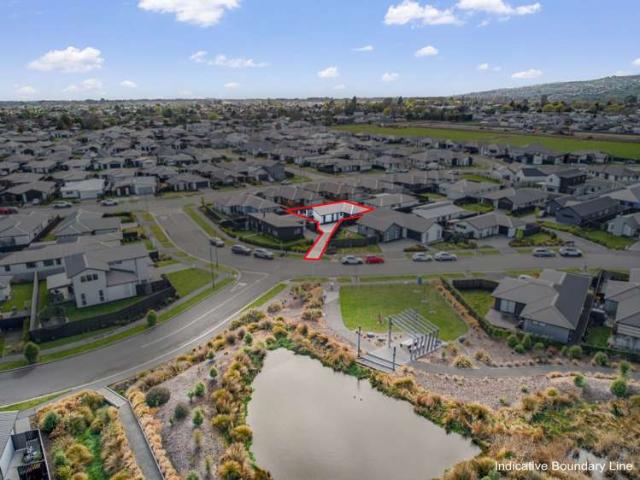House for sale in Chaslands, Canterbury