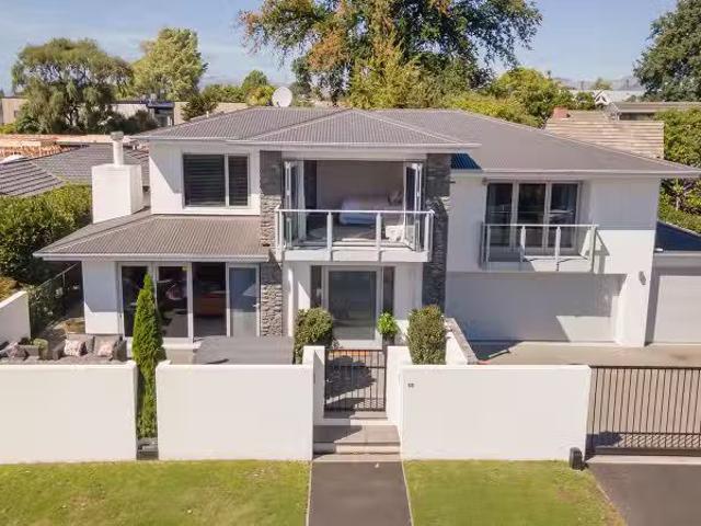 House for sale in Saint Albans, Canterbury
