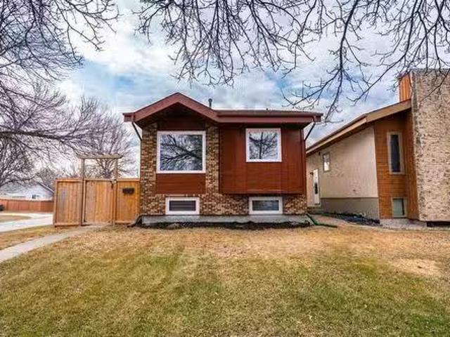 House for sale in East St. Paul, Manitoba