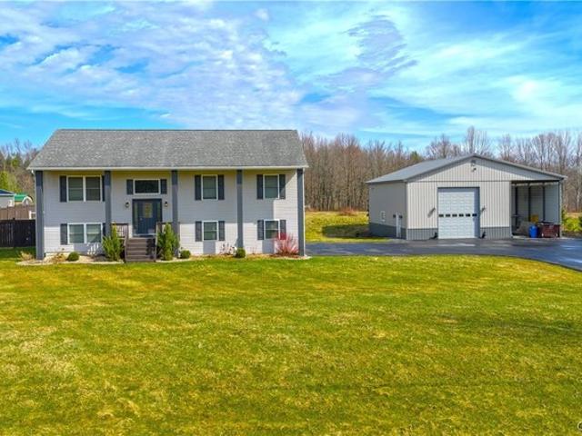 House for sale in Central Square, New York