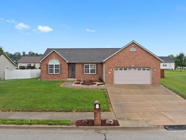 House for sale in Highland, Illinois