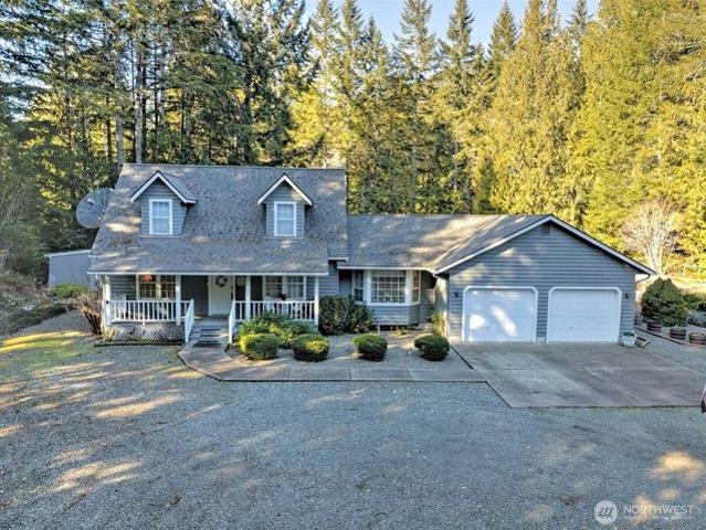 House for sale in Hoodsport, Washington