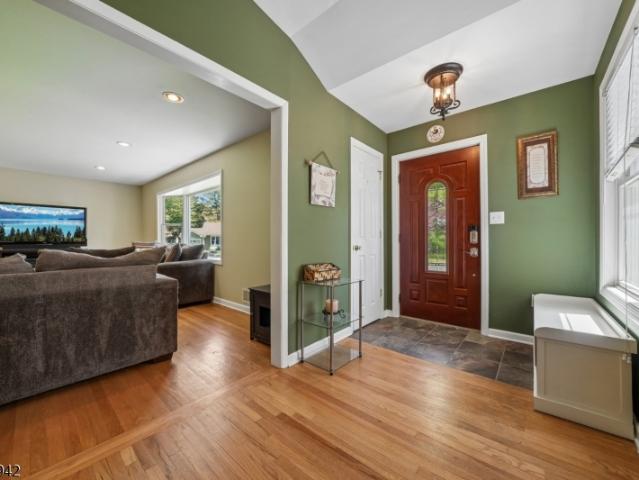 House for sale in Springfield, New Jersey