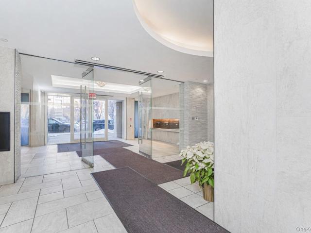 Condo for sale in Arverne, New York