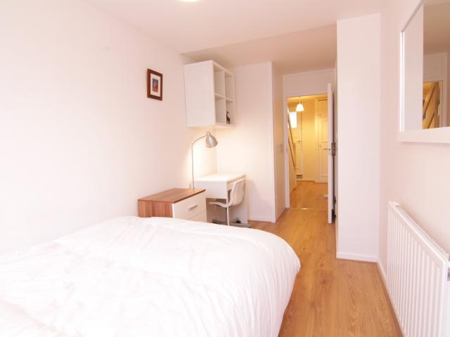 Room for rent in Old Ford, Greater London
