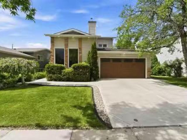 House for sale in Saint Albert, Alberta