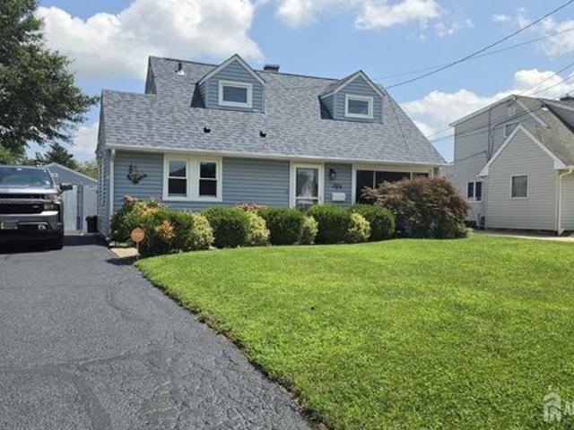 House for sale in Sayreville, New Jersey