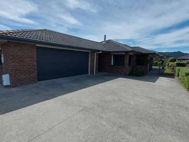 House for rent in Pauatahanui, Wellington