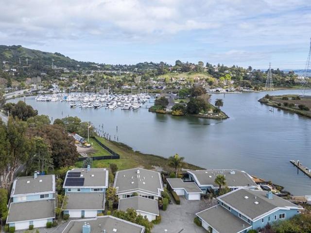 Condo for sale in San Rafael, California