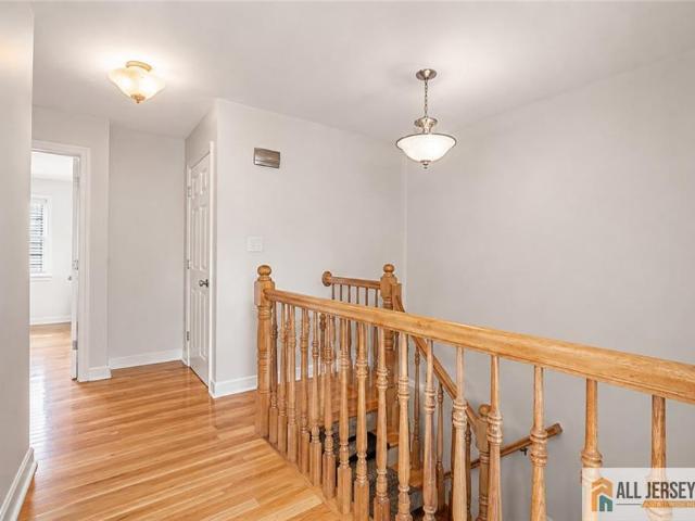 Condo for sale in Metuchen, New Jersey