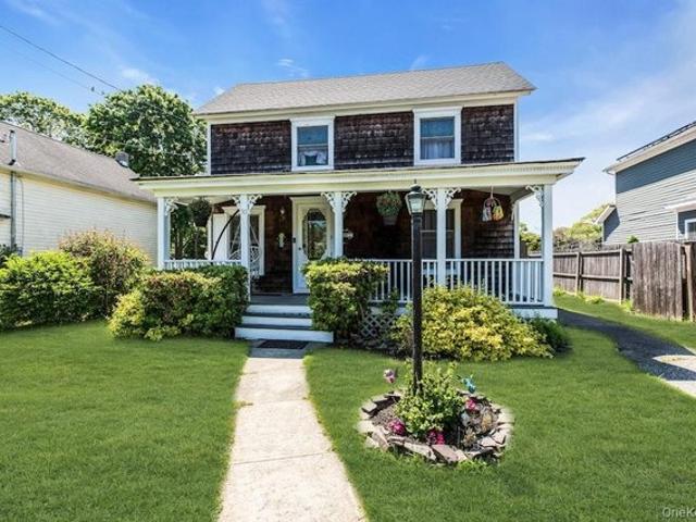 House for sale in Bohemia, New York