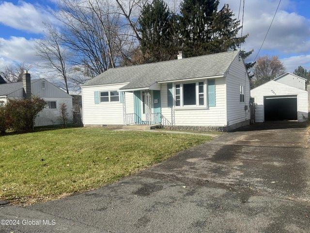 House for sale in Colonie, New York
