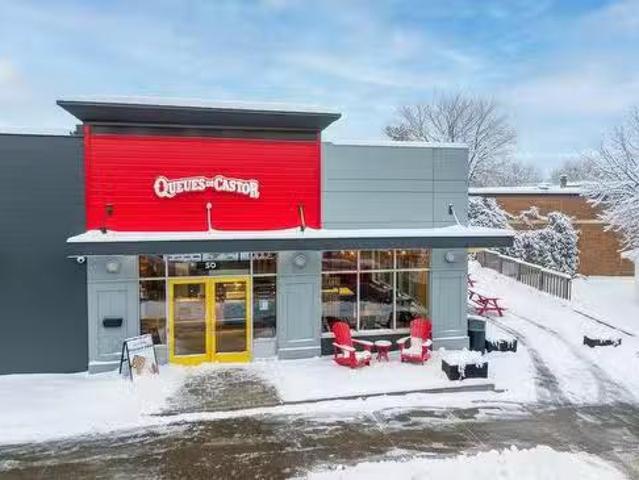 House for sale in Memphrémagog, Quebec