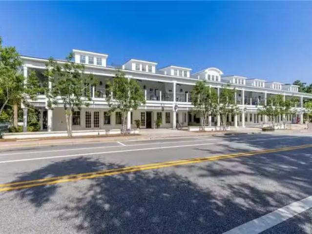 Apartment for rent in Fairhope Apartment for rent in Fairhope
