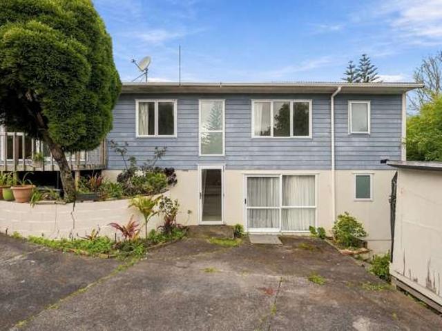 House for sale in Birkdale, Kaipātiki