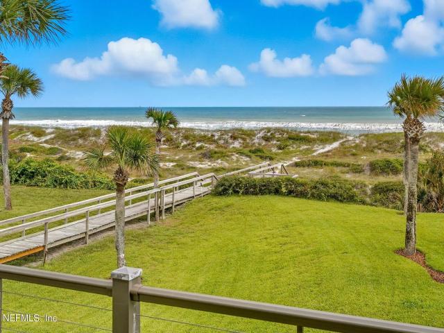 Townhouse for sale in Atlantic Beach, Florida