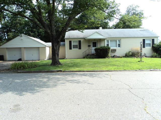 House for sale in Spotswood, Middlesex County