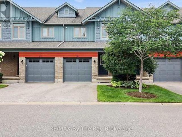 Townhouse for sale in Collingwood, Ontario