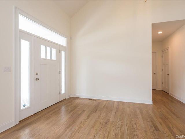 Condo for sale in Amawalk, New York