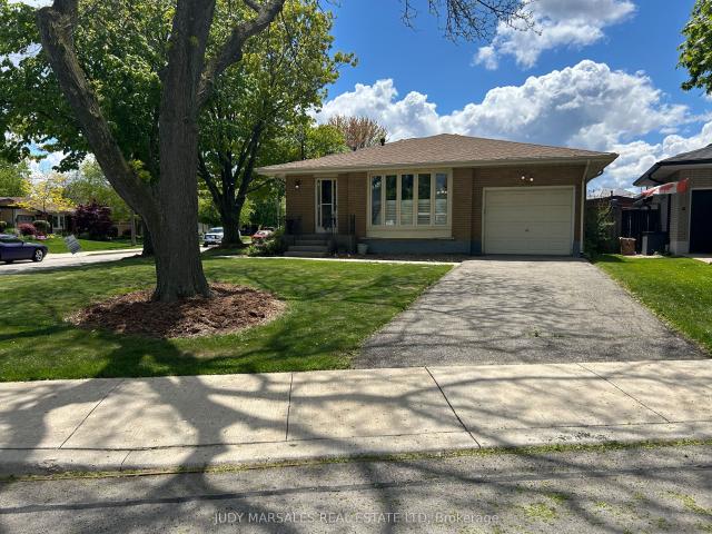 House for sale in Ancaster, Ontario