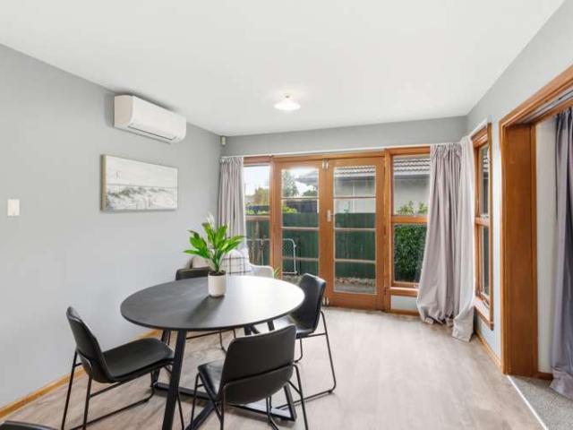 House for sale in Chaslands, Canterbury
