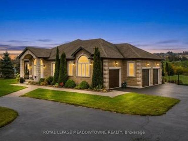 House for sale in Erin, Southwestern Ontario