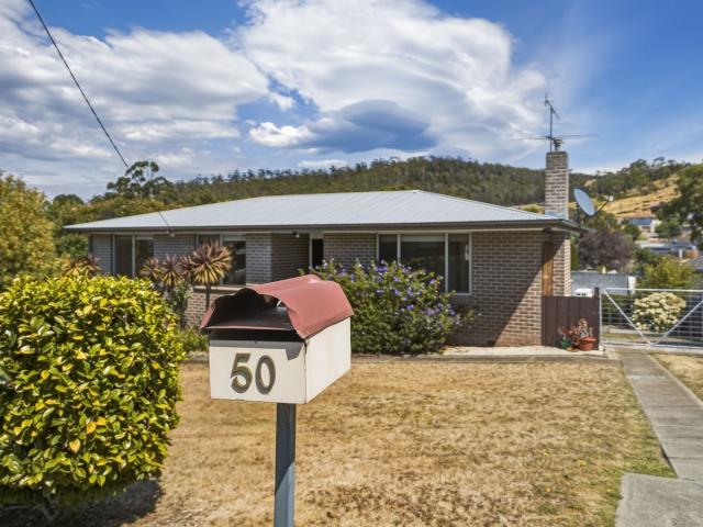 House for rent in Rokeby, Hobart