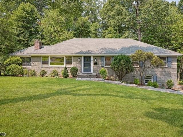 House for sale in New Providence, New Jersey