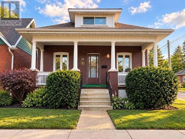 House for sale in Eagle Place, Brantford