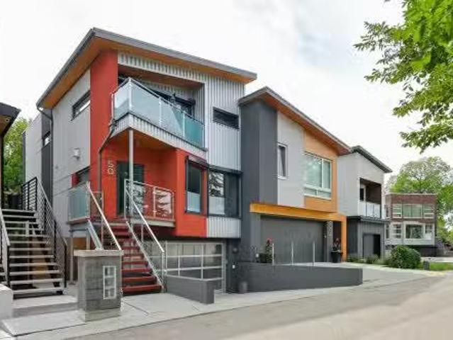 House for sale in Wedgewood, Alberta