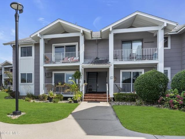 Condo for sale in Monmouth, New Jersey