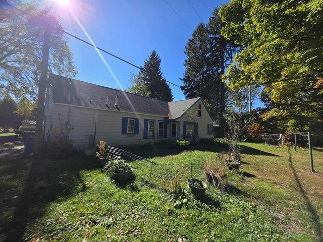 House for sale in Breedsville, Michigan
