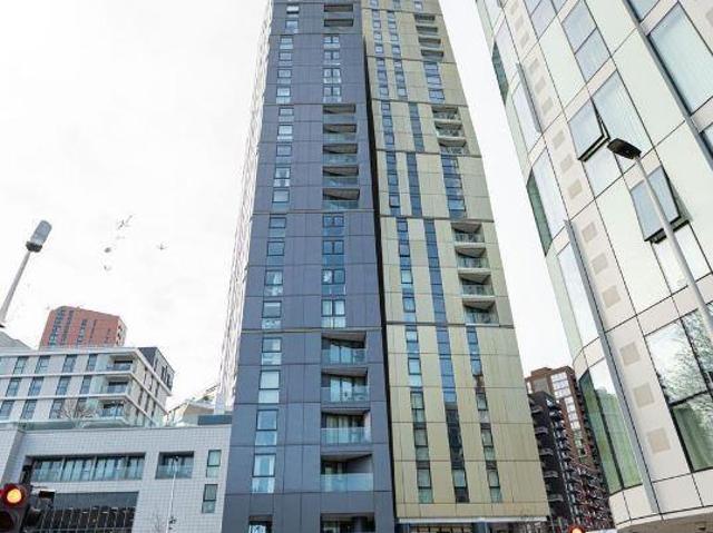House for rent in Vauxhall, Greater London