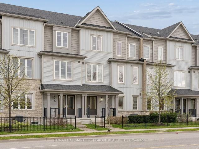 Townhouse for sale in Woburn, Ontario