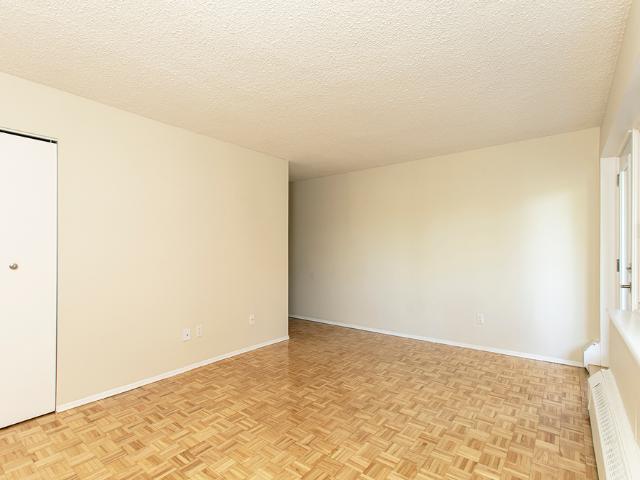 Apartment for rent in St. Leonard's, Quebec