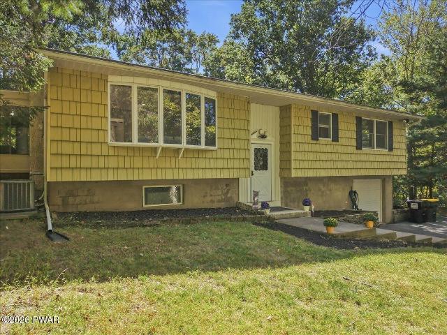 House for sale in Lackawaxen Township, Pike County