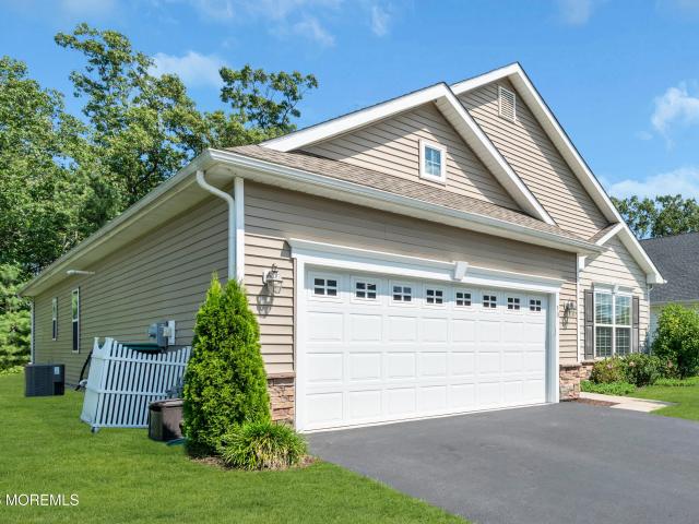 House for sale in Whiting, New Jersey