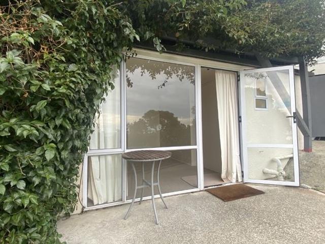 Apartment for rent in Saint Andrews Hill, Christchurch